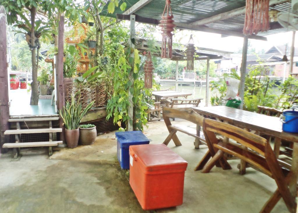 Nr Homestay Amphawa Rom bilde