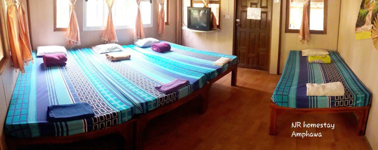 Nr Homestay Amphawa Eksteriør bilde