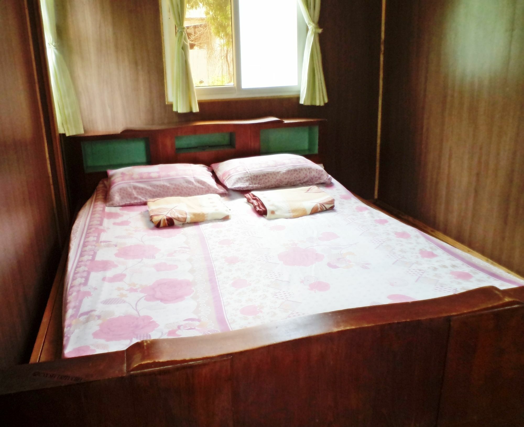 Nr Homestay Amphawa Eksteriør bilde