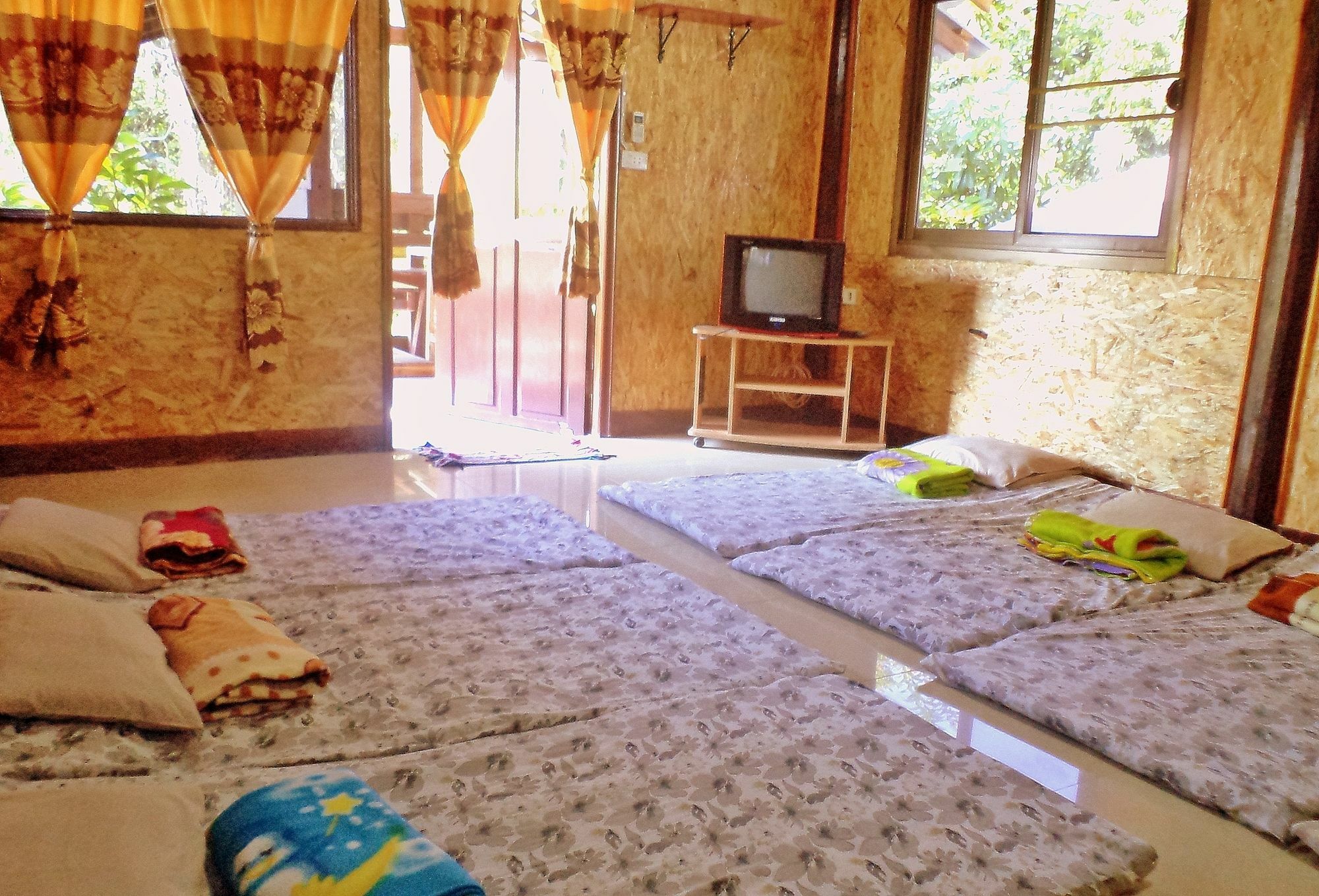 Nr Homestay Amphawa Eksteriør bilde