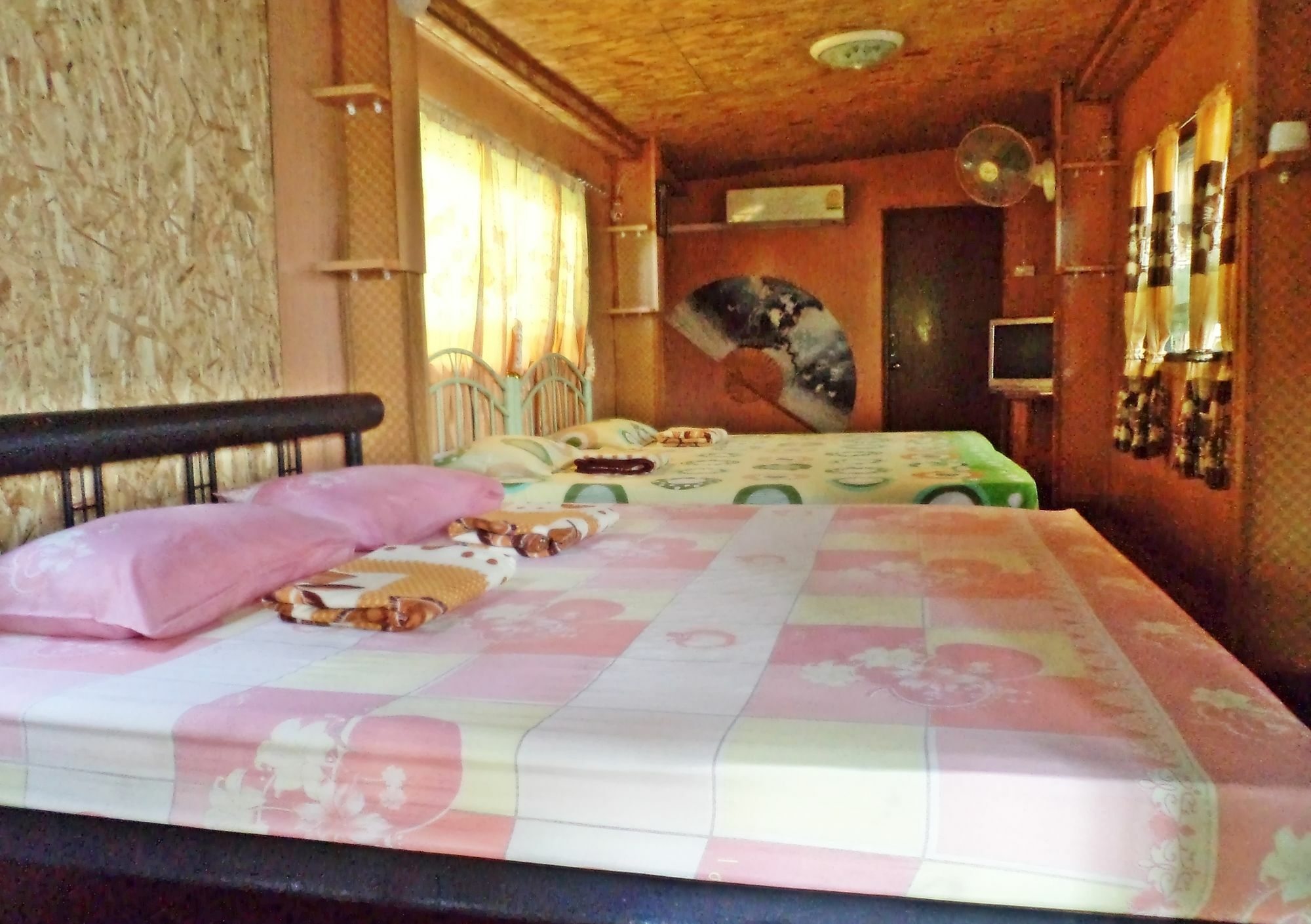 Nr Homestay Amphawa Eksteriør bilde
