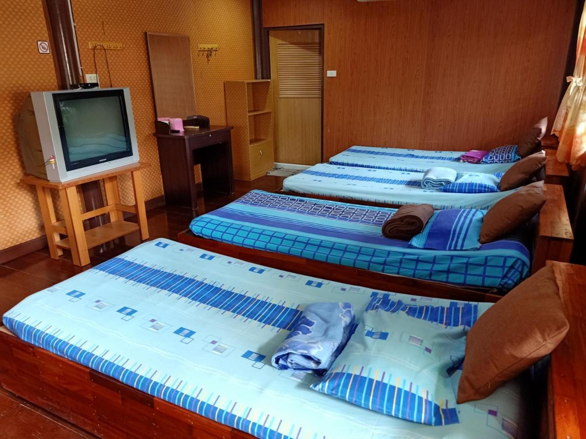 Nr Homestay Amphawa Eksteriør bilde